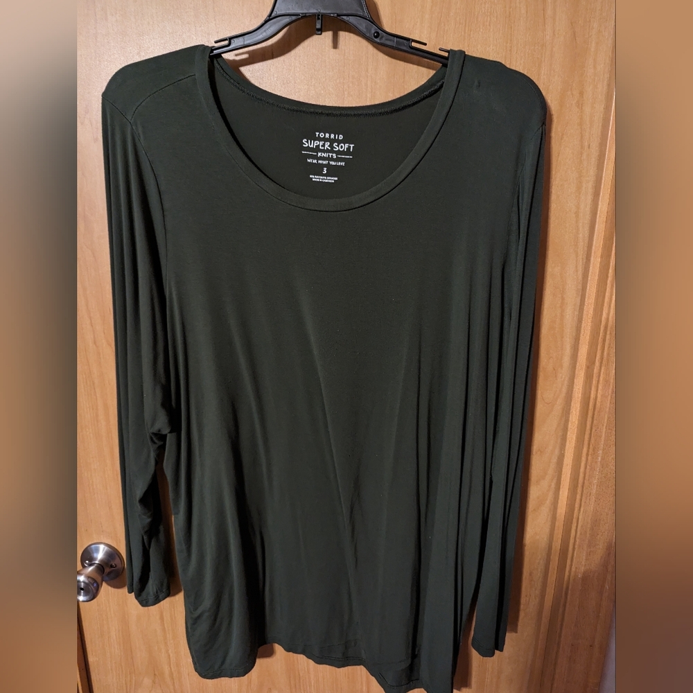 Torrid Super Soft long sleeve Olive 3x